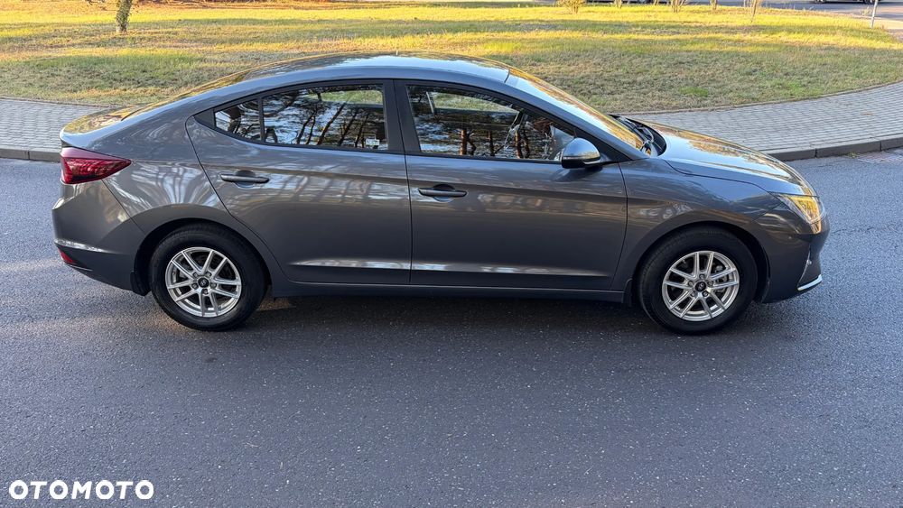Hyundai Elantra 2019 photo 4