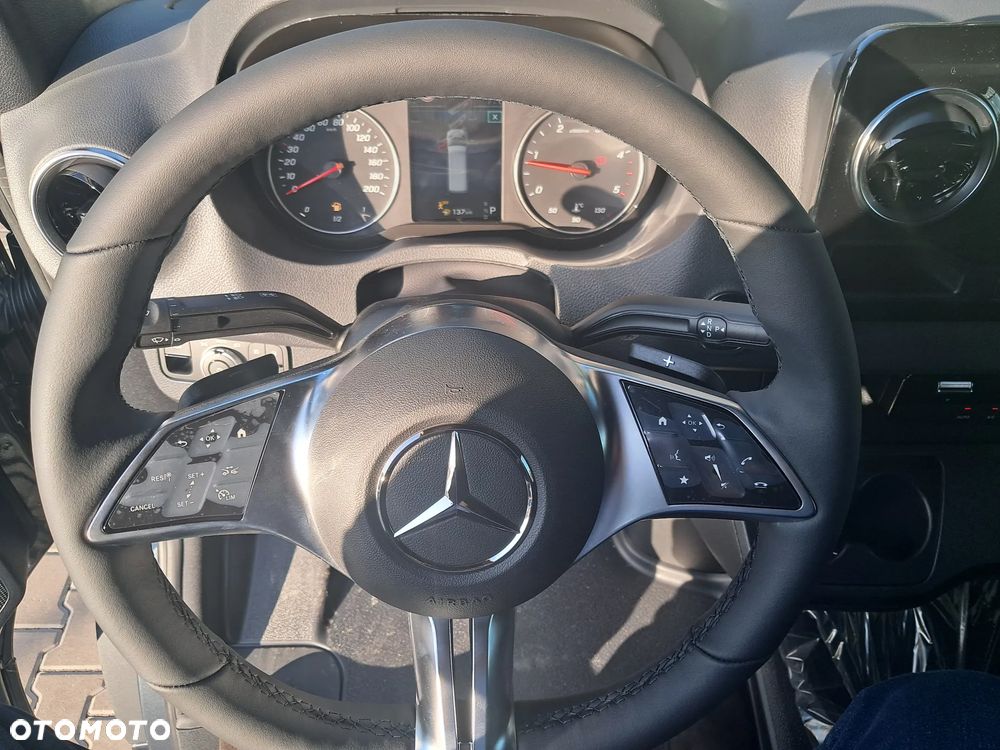 Mercedes-Benz Sprinter 319 CDI Furgon SELECT długi - 15