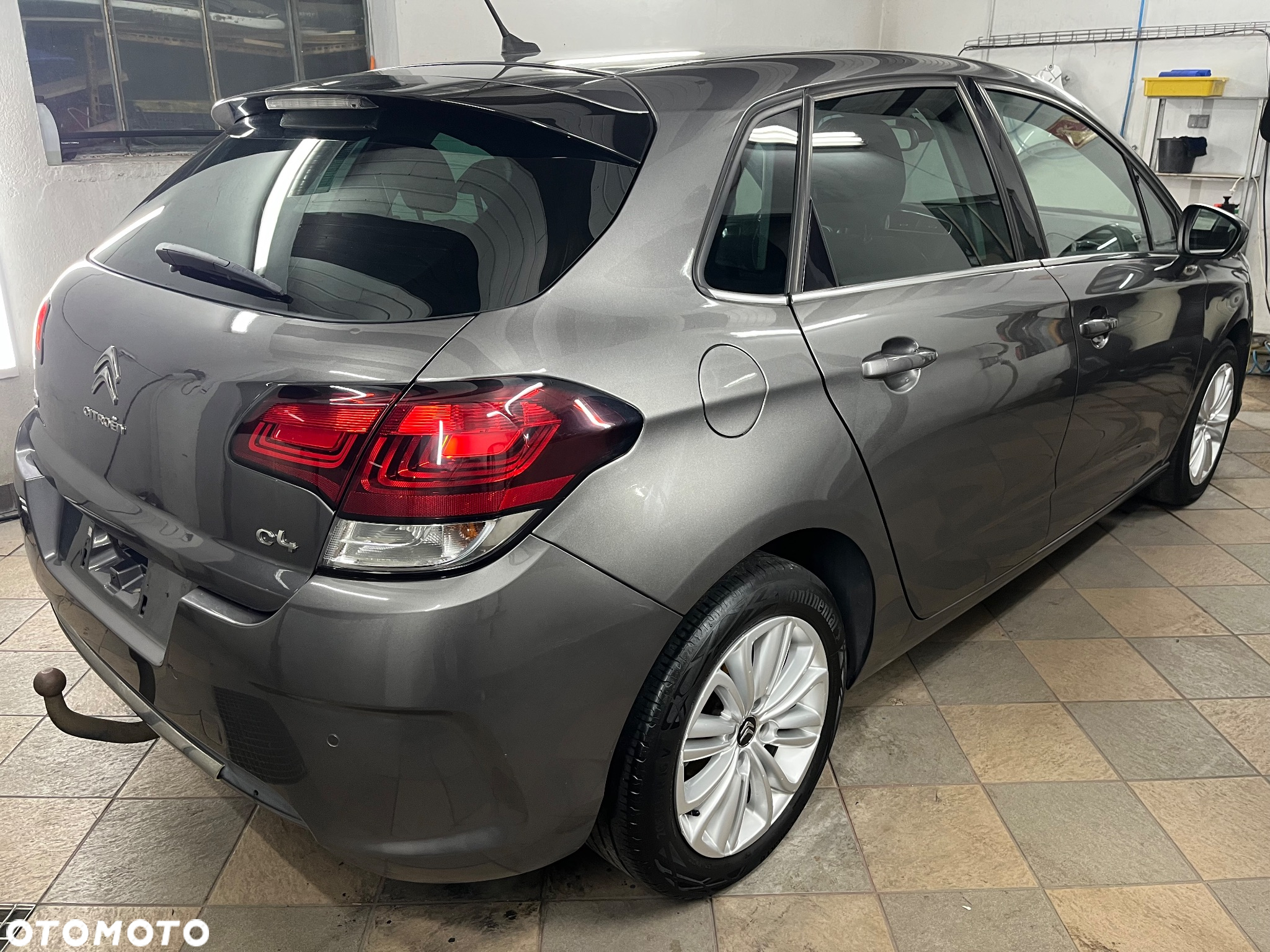 Citroën C4 e-HDi 115 Selection - 30