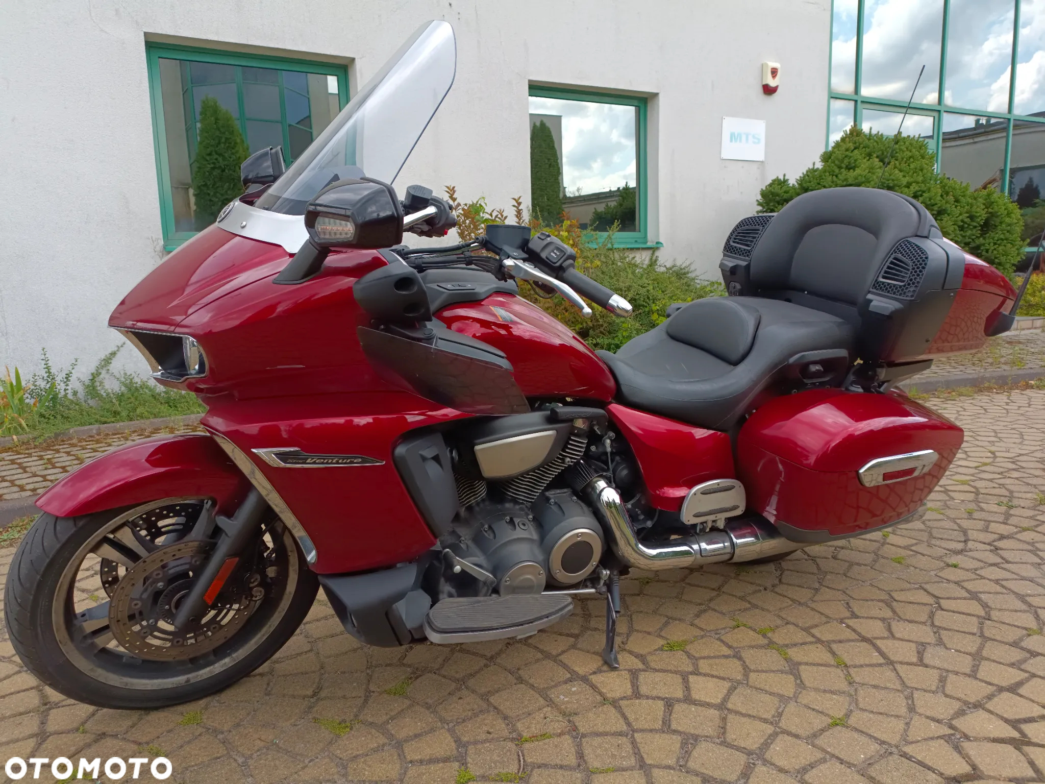Yamaha Venture - 3