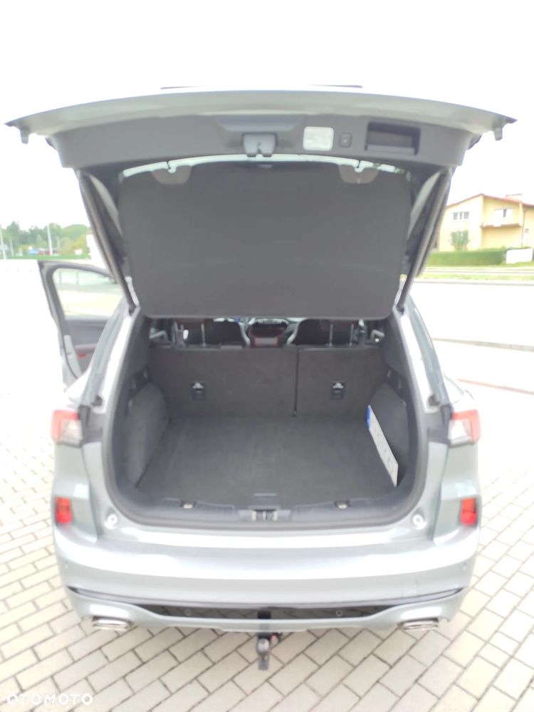 Ford Kuga - 10