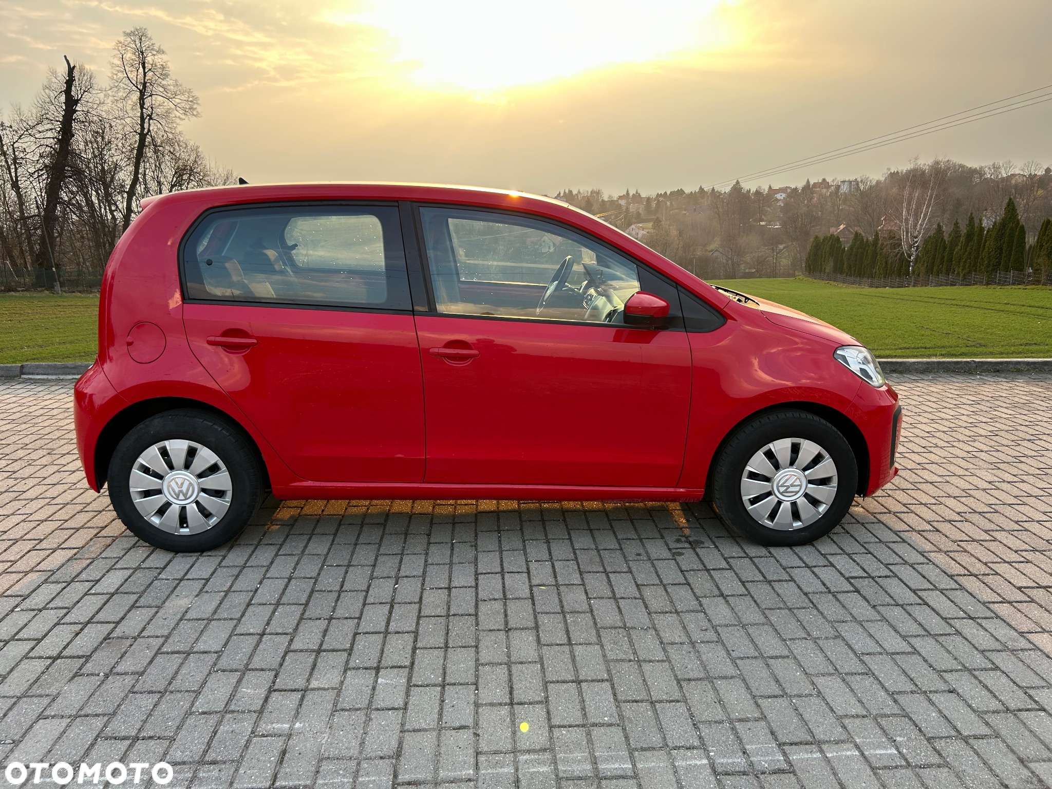 Volkswagen up! 1.0 Beats - 4