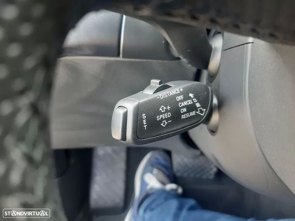 Audi A5 Sportback 3.0 TDI quattro S tronic Advance - 32