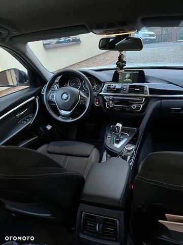 BMW Seria 3 318d - 6
