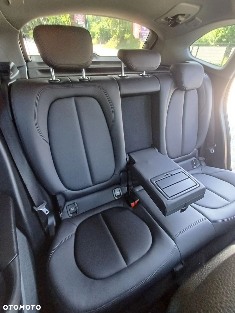 BMW X1 sDrive18d Sport Line sport - 22