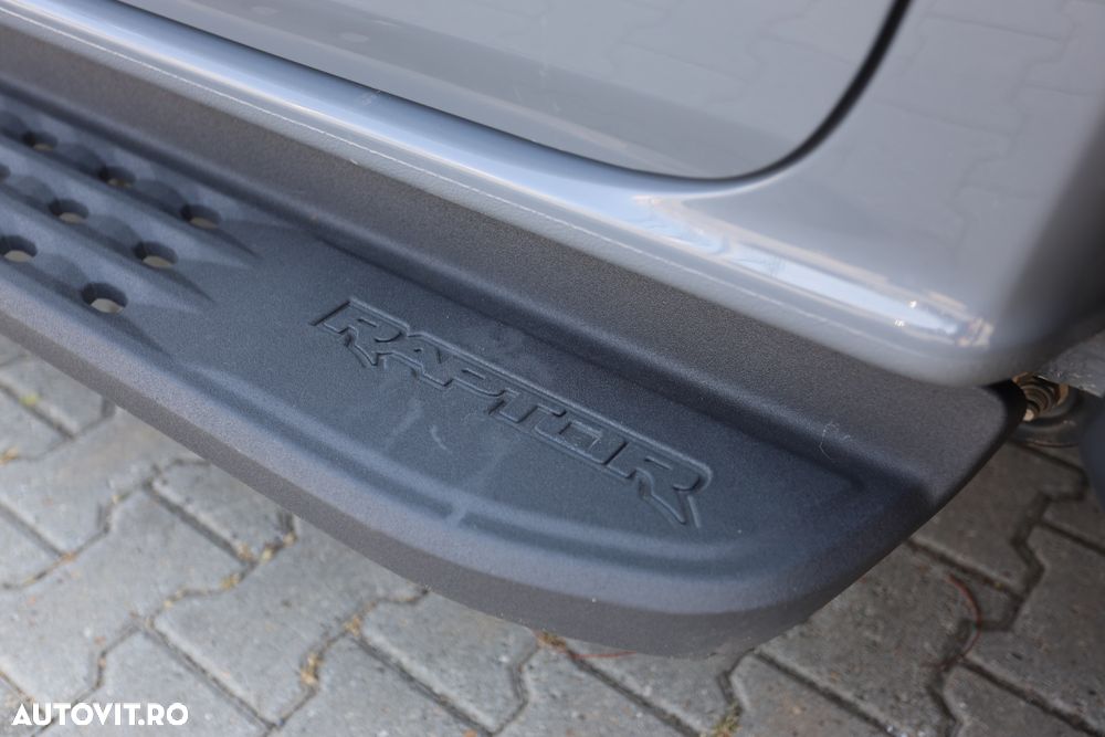 Ford Raptor - 24