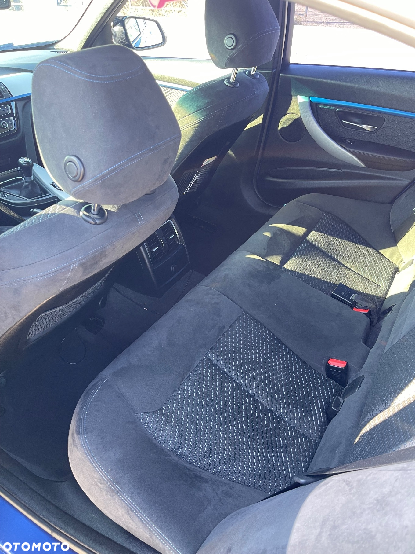 BMW Seria 3 318i Touring M Sport - 25