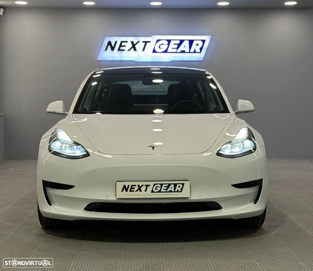 Tesla Model 3 Standard Range Plus RWD - 3