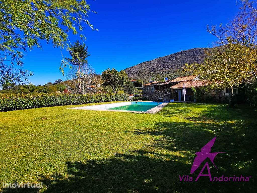 Quinta em pedra com cerca de 700 m2, Alojamento local e Eventos - Grande imagem: 2/34