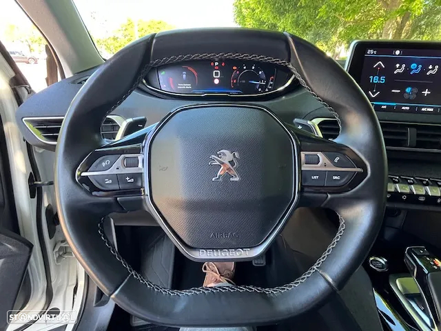 Peugeot 3008 1.5 BlueHDi Allure Pack EAT8 - 9