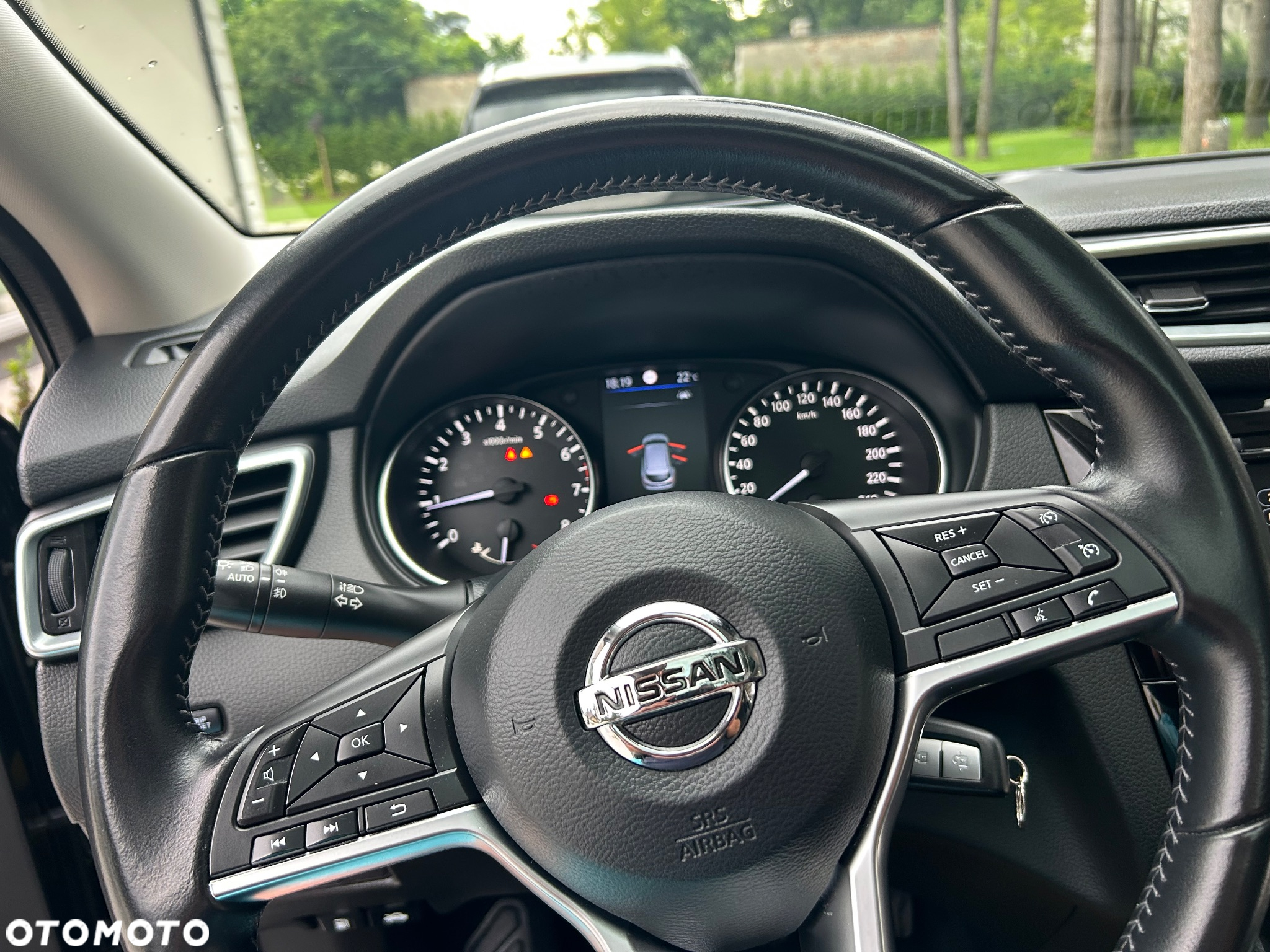 Nissan Qashqai - 24