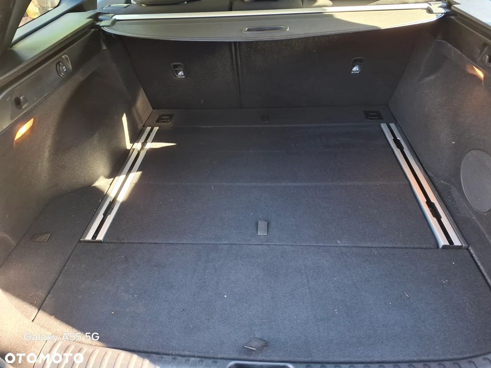 Kia Ceed - 33