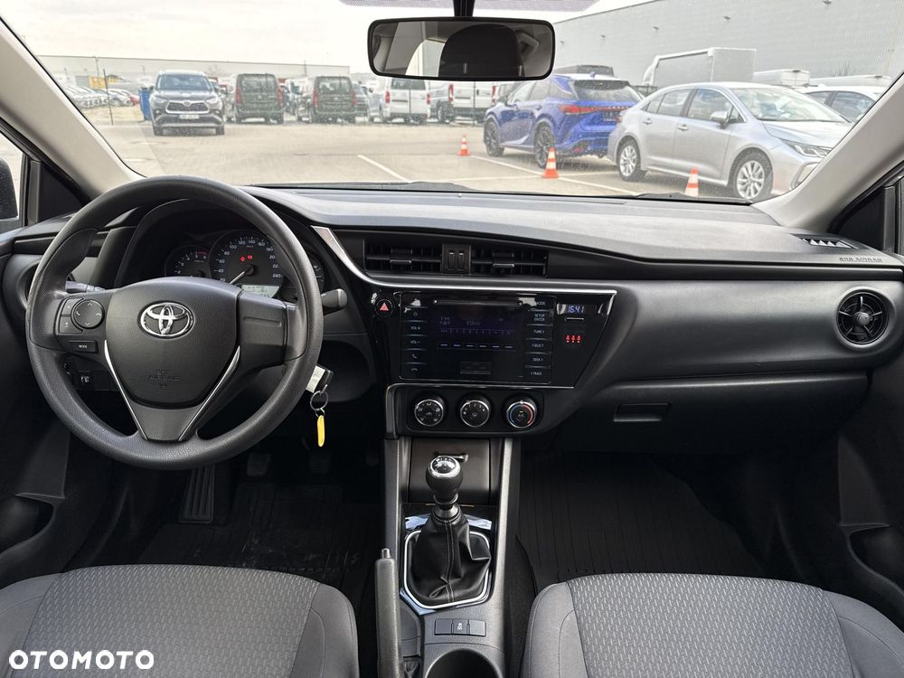 Toyota Corolla 1.4 D-4D Active - 9