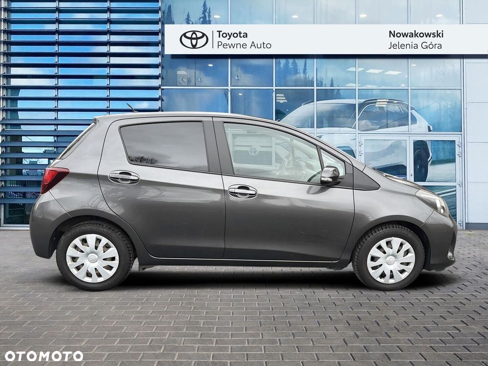 Toyota Yaris - 6