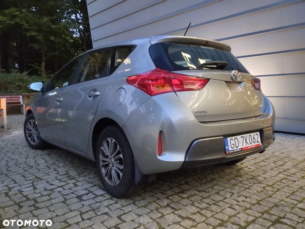 Toyota Auris 1.33 VVT-i Life Comfort - 3