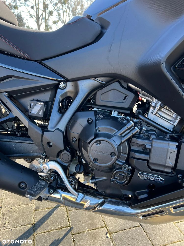 Honda NT - 9