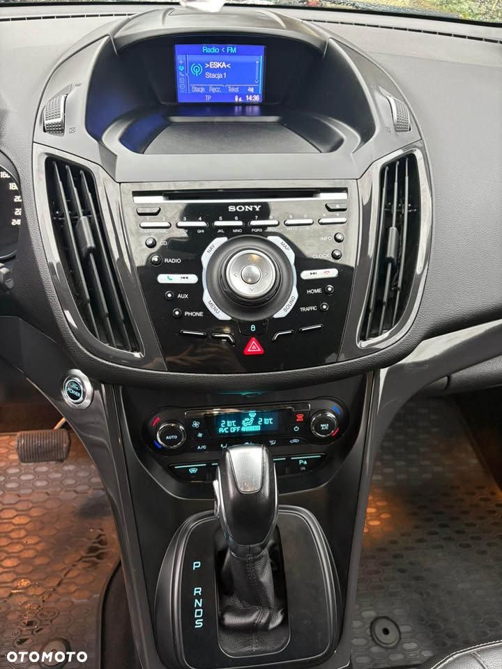 Ford Kuga 2.0 TDCi 4WD Titanium - 4