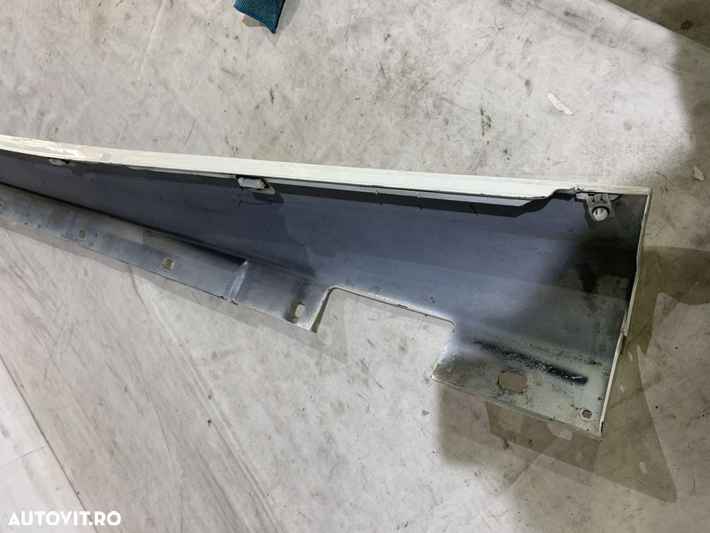 Prag dreapta Mercedes C-Class W204, 2007, 2008, 2009, 2010, 2011, 2012, 2013, cod origine OE A2046900440. - 5