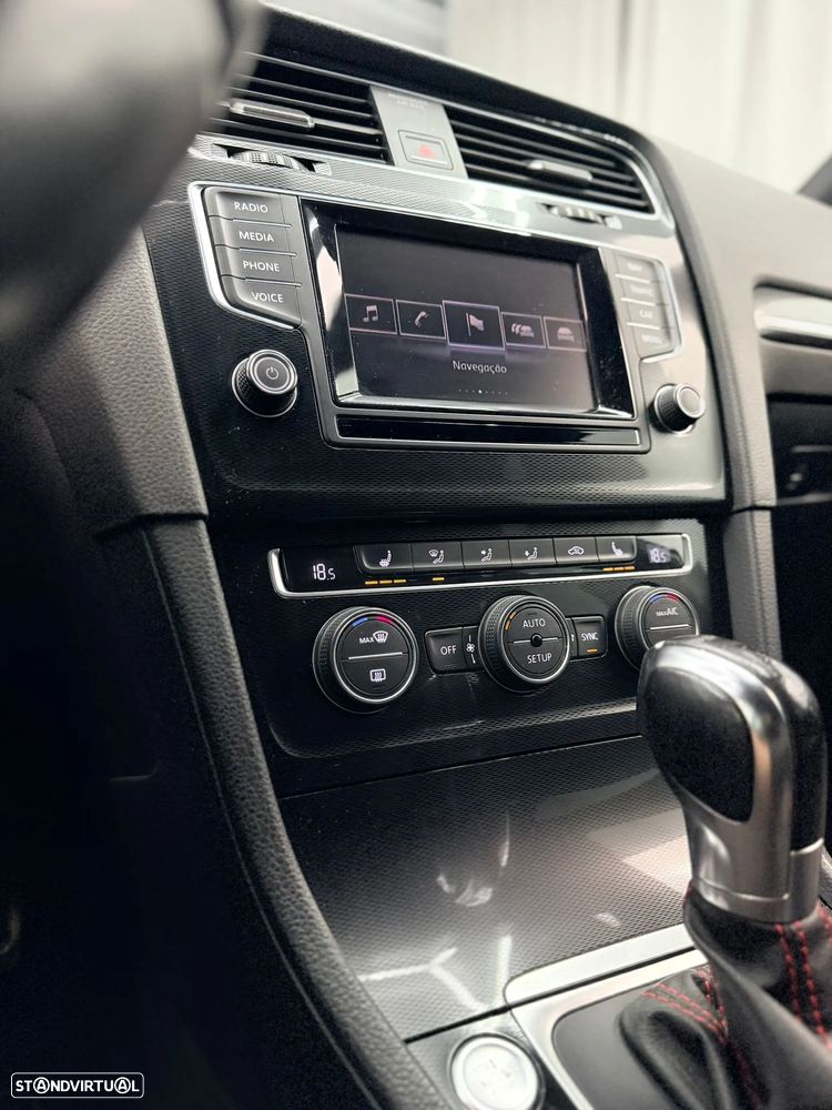 VW Golf 2.0 TSi GTi DSG - 13