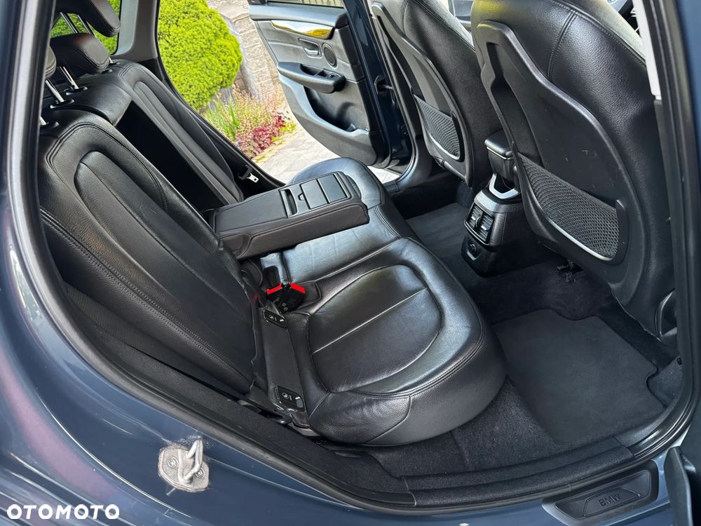 BMW Seria 2 218d Sport-Aut Luxury Line - 23