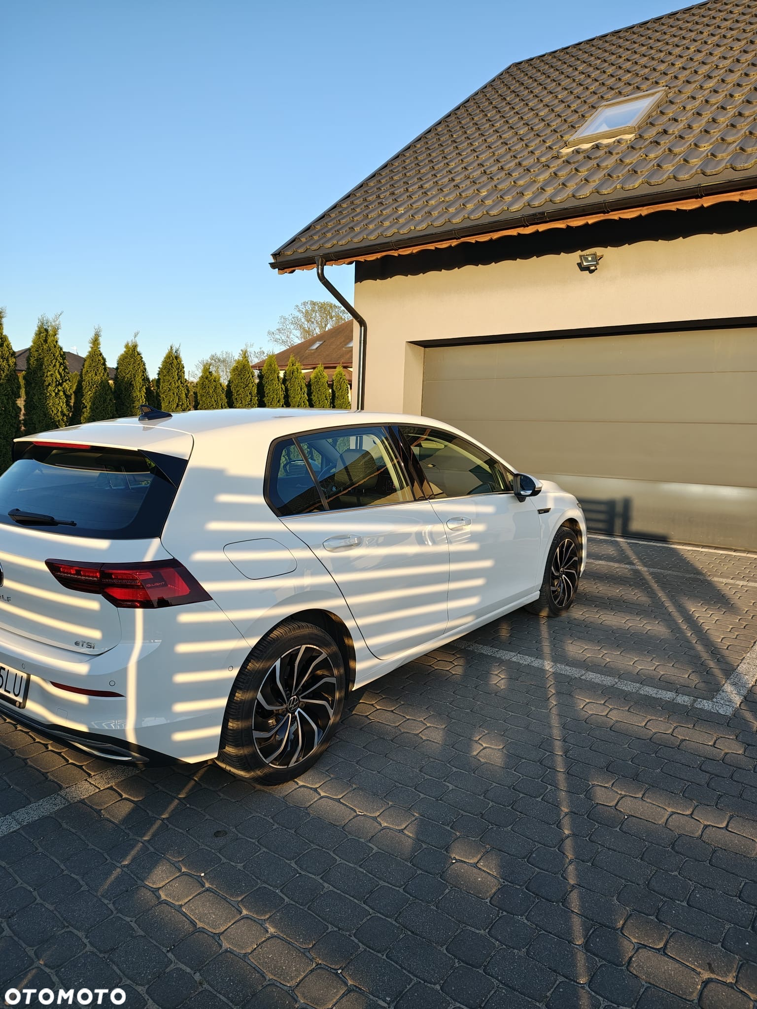 Volkswagen Golf VIII 1.5 eTSI EVO Style DSG - 8