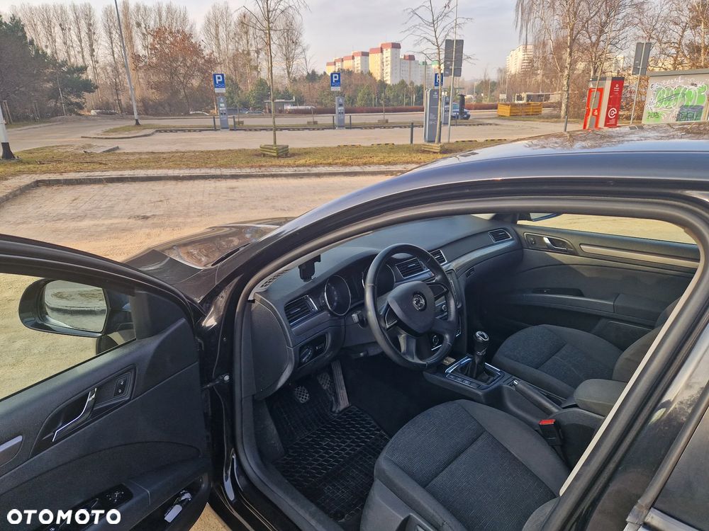Skoda Superb 1.6 TDI Green tec Ambition - 15