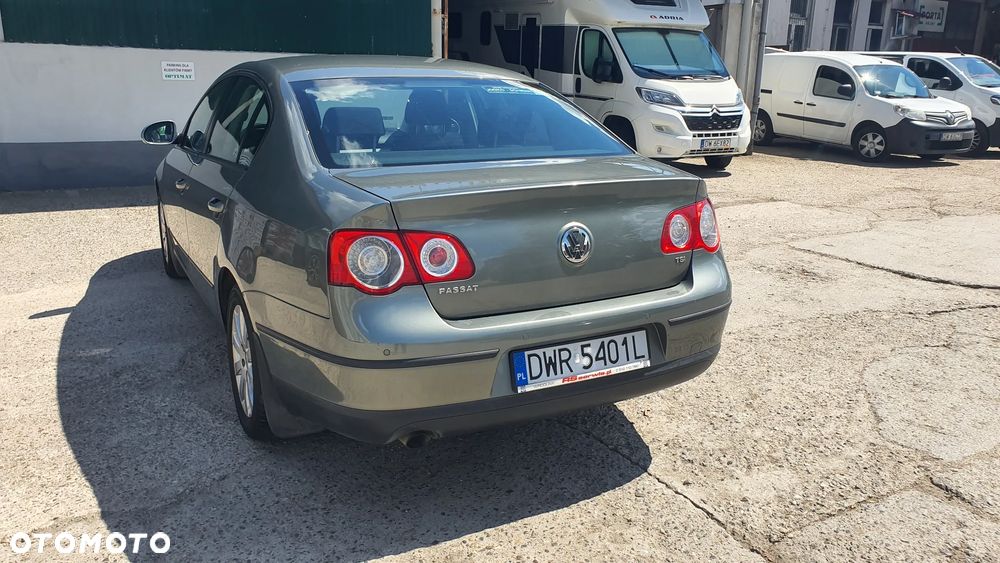 Volkswagen Passat 1.4 TSI Comfortline - 18
