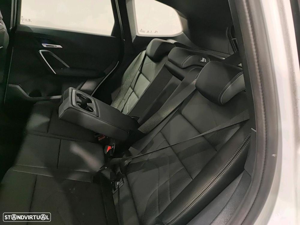 BMW X1 sDrive18d Pack Desportivo M - 8