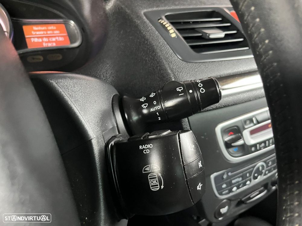 Renault Mégane Sport Tourer 1.5 dCi Comfort SS - 21