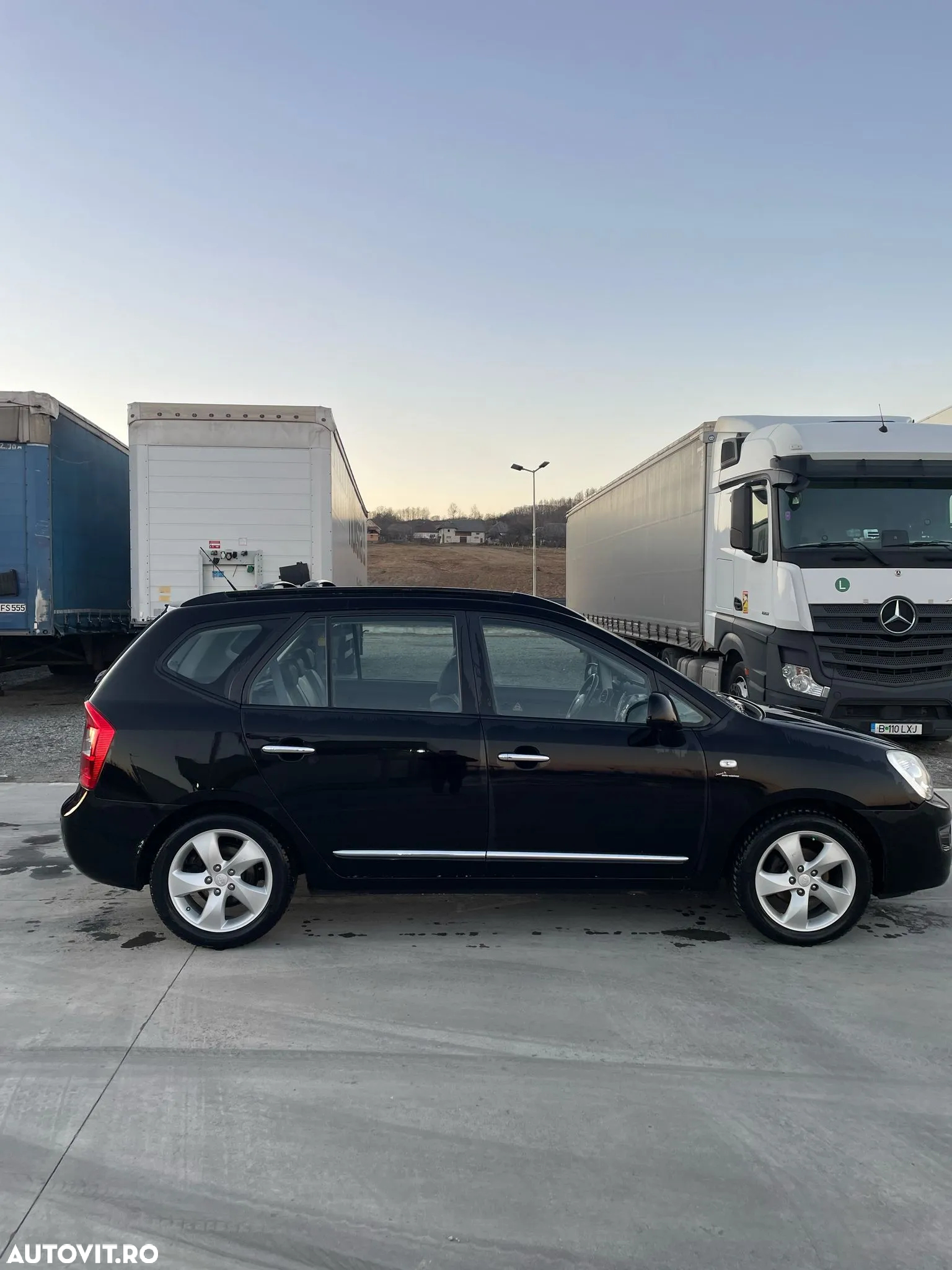 Kia Carens CRDi DPF Aut. EX Top - 7