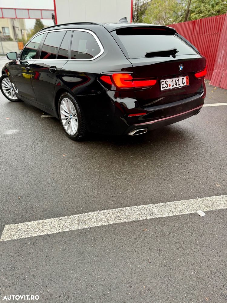 BMW Seria 5 520d Touring Aut. M Sport Edition - 3