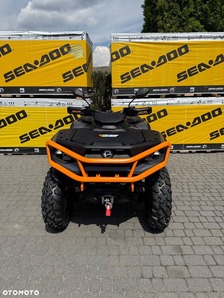 Can-Am Outlander - 4