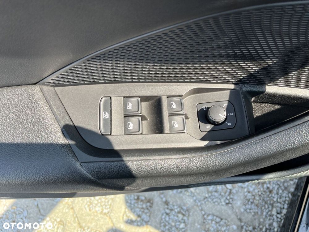 Skoda Octavia 2.0 TDI Style DSG - 24