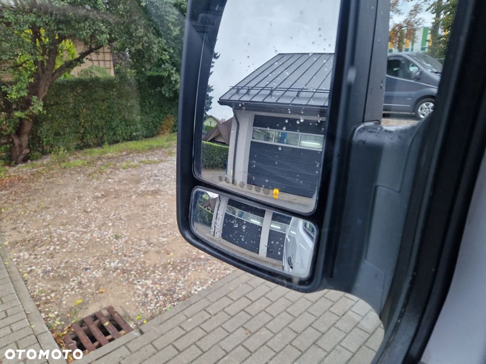 Mercedes-Benz SPRINTER - 36