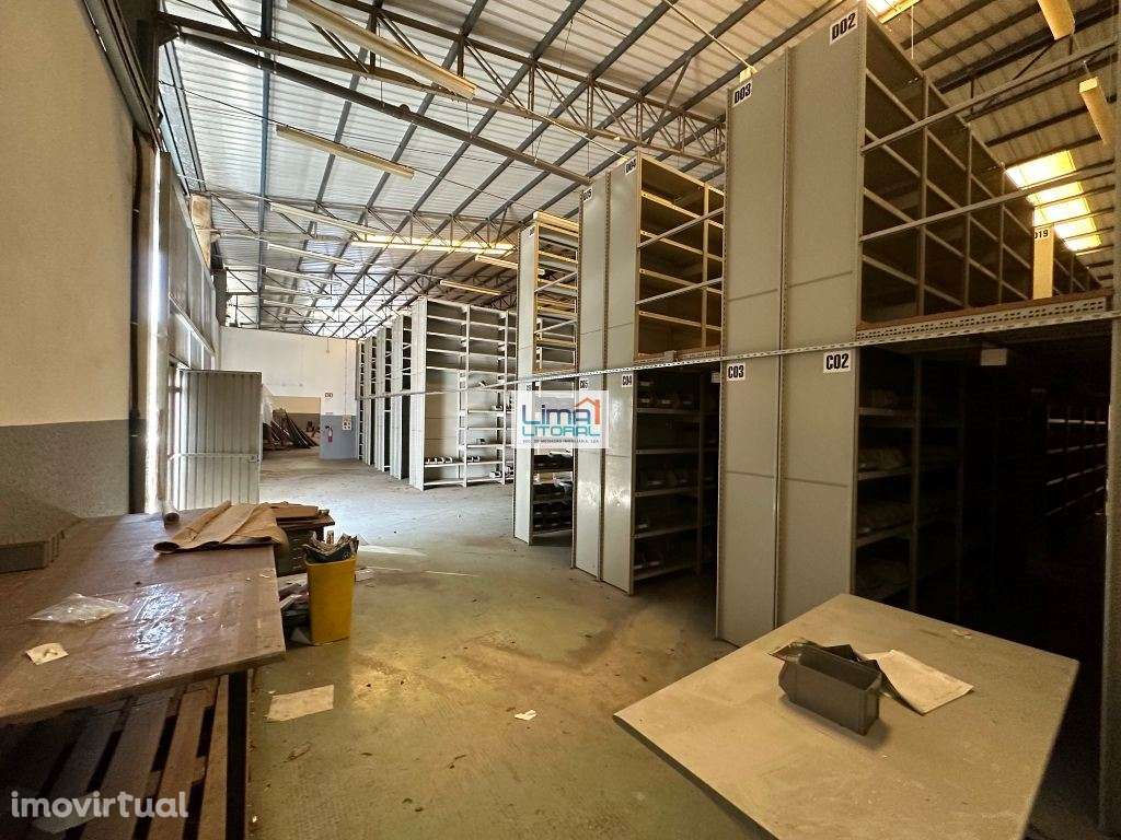 Armazém com 1440 m2 - Marinheiros/Marrazes - Leiria - Grande imagem: 5/6