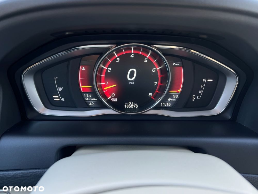 Volvo XC 60 - 18