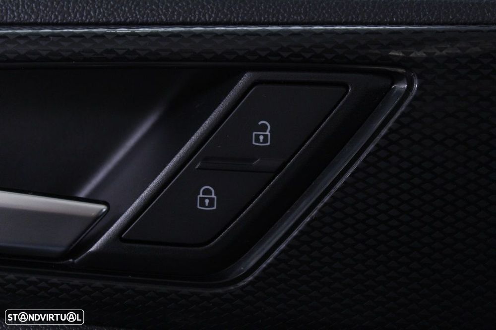 VW Taigo 1.0 TSI Urban DSG - 22