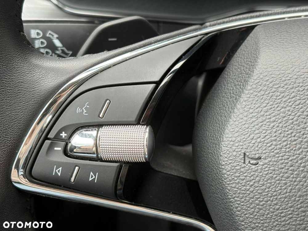 Skoda Superb 2.0 TDI SCR Style DSG - 9