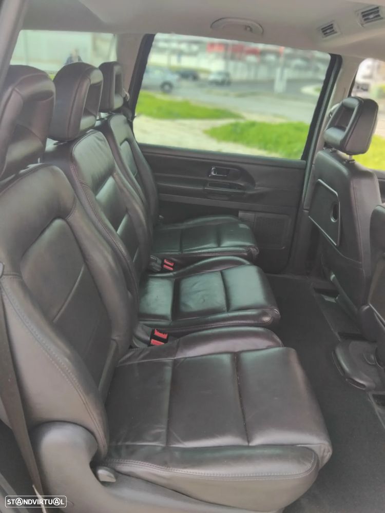 VW Sharan 2.0 TDI Confortline - 30