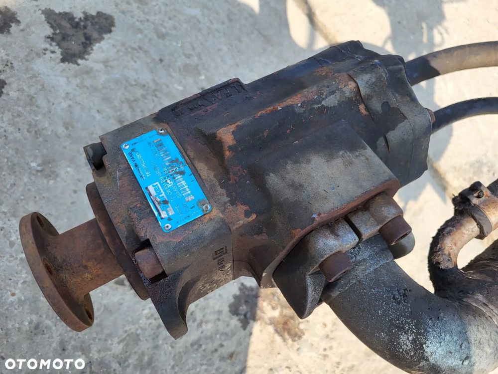 Pompa PARKER T6CCW B31B14 WR0CC111 z zabudowy śmieciarki Semat - 1