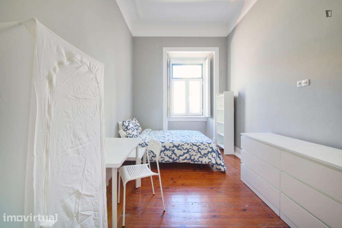 Quarto - localizado em Entrecampos Lisbon - Grande imagem: 5/52