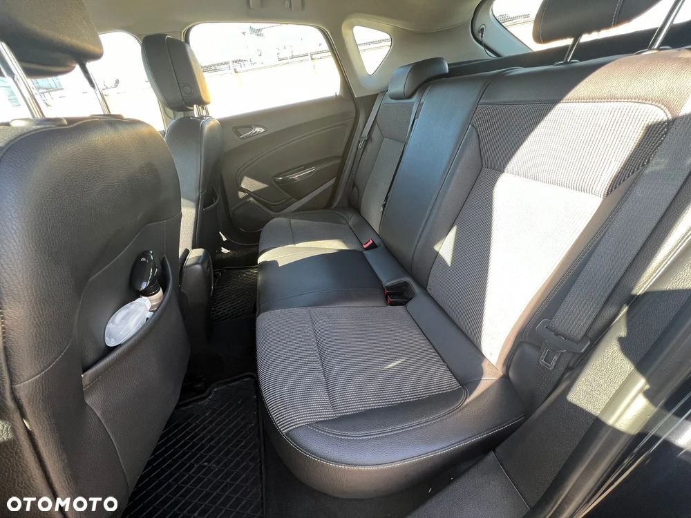 Opel Astra 1.6 T Cosmo - 20