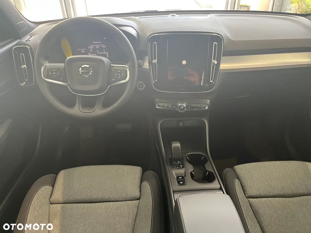 Volvo XC 40 B3 Core - 9