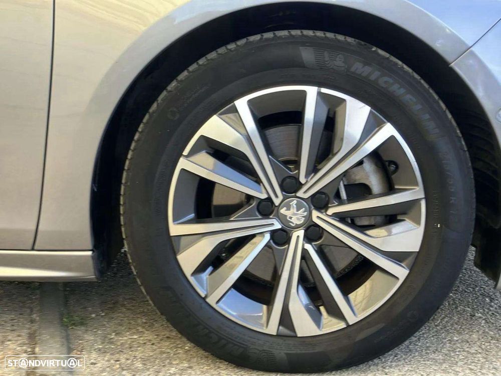 Peugeot 508 1.6 Hybrid Allure Pack e-EAT8 - 20