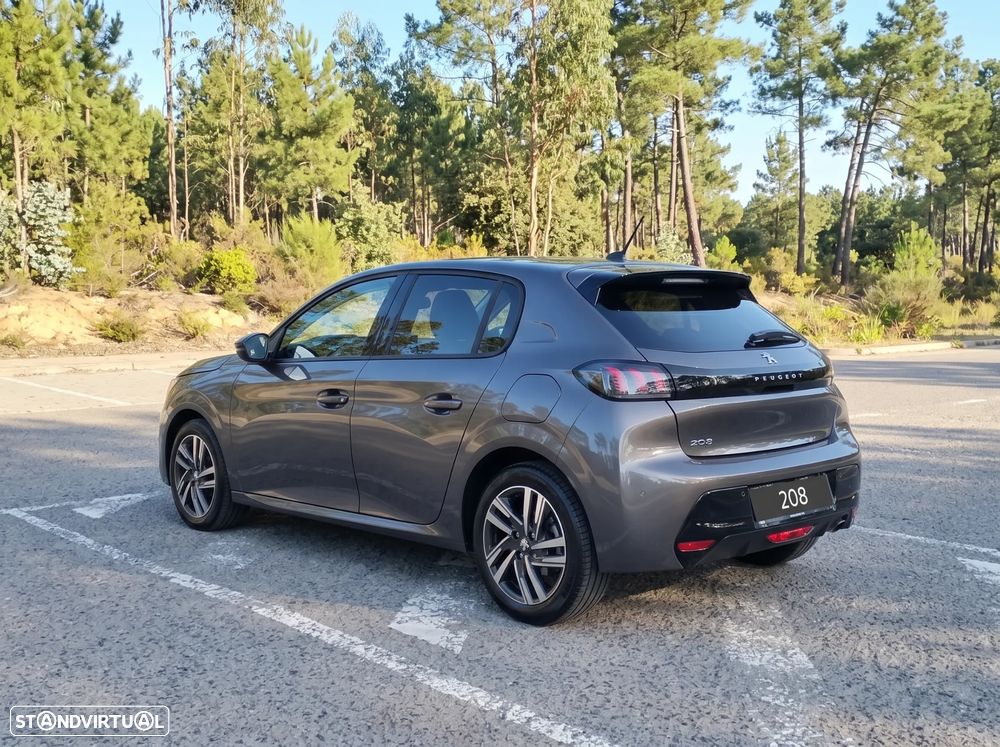 Peugeot 208 PureTech 100 Allure - 2
