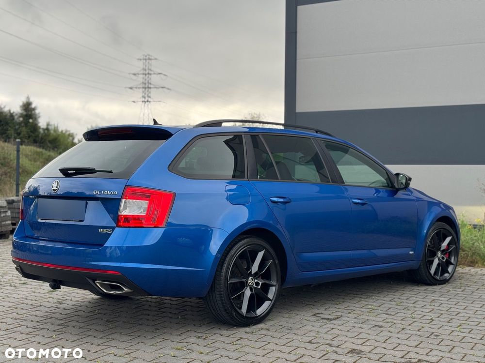 Skoda Octavia 2.0 TDI DSG RS - 10