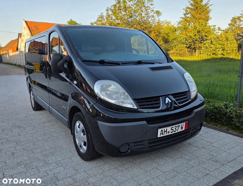Renault TRAFIC - 1