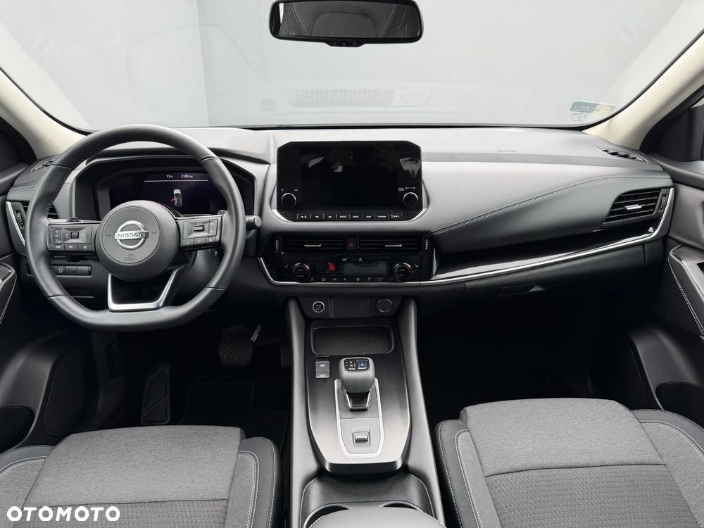 Nissan Qashqai 1.3 DIG-T mHEV N-Connecta Xtronic - 28