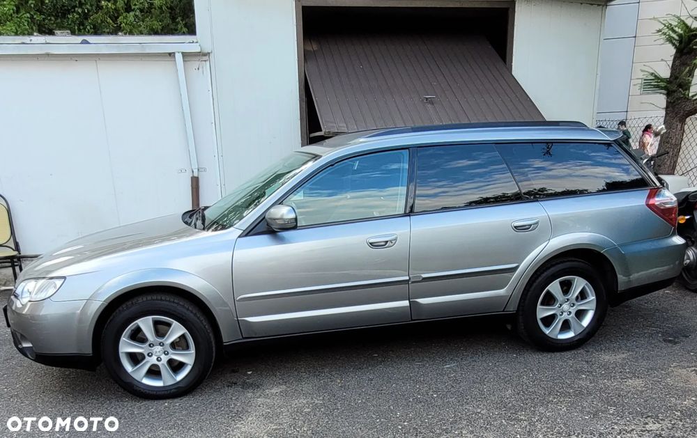 Subaru Legacy - 10