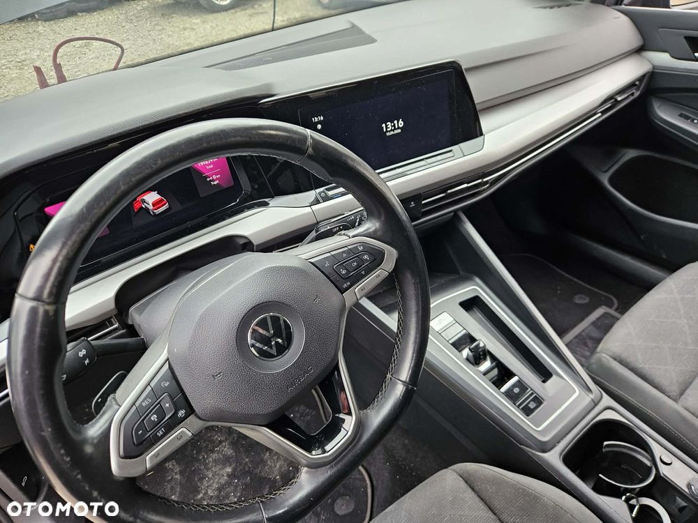 Volkswagen Golf 1.0 eTSI OPF DSG Life - 3